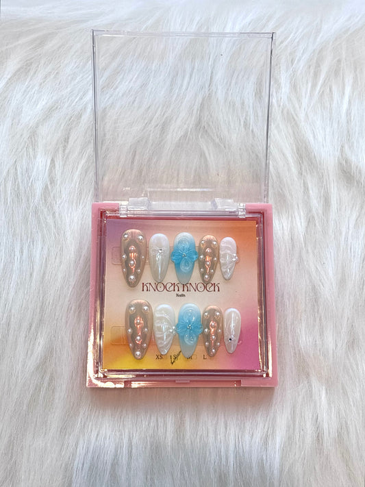 Knock Knock - Icy Floral Mist